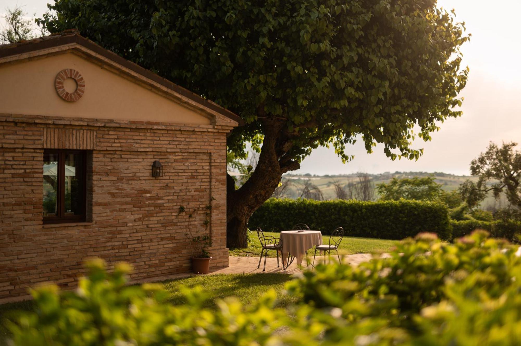 Apartamento Poggio Antico Monte San Vito Exterior foto